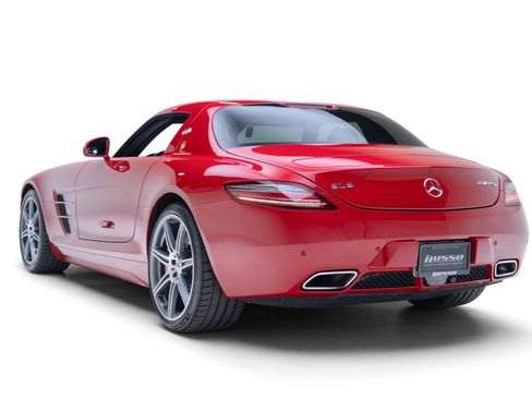 Used 2012 Mercedes-Benz SLS AMG Coupe image 39