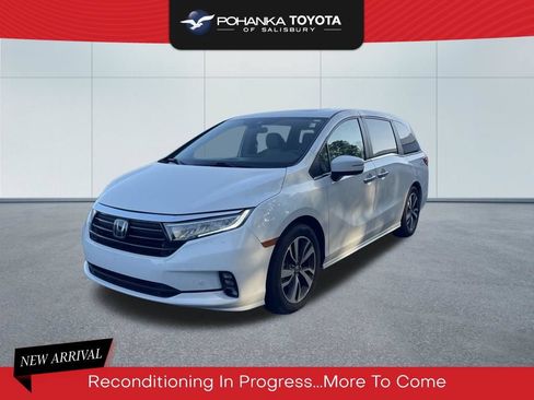 Used 2022 Honda Odyssey Touring image 1