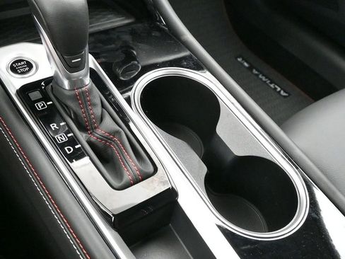 New 2025 Nissan Altima 2.5 SR image 24