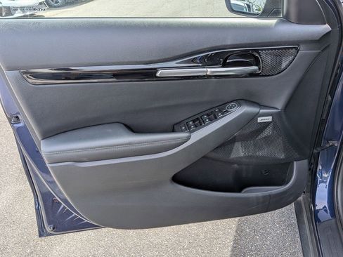 Used 2023 Kia Seltos SX image 11