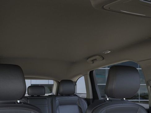 New 2026 Lincoln Nautilus Premier image 44