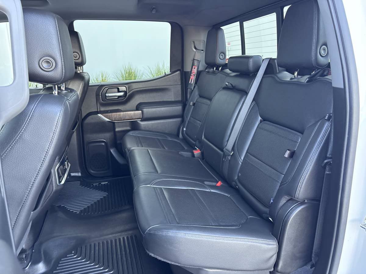 Used 2020 GMC Sierra 1500 Denali w/ Denali Ultimate Package AWD/4WD image 12