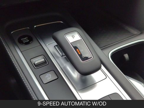 New 2026 INFINITI QX60 Luxe image 18