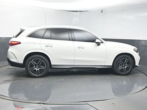 Used 2024 Mercedes-Benz GLC 300 4MATIC image 8