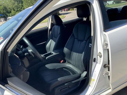 Used 2019 Honda Insight Touring image 7