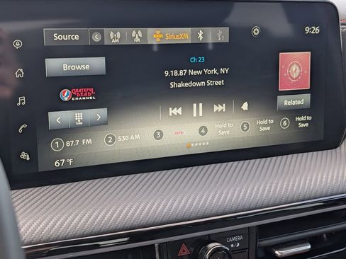 Used 2025 Nissan Kicks SR FWD image 36