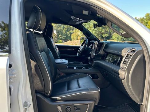 Used 2025 RAM 1500 Limited AWD/4WD image 61