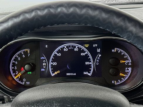 Used 2018 Jeep Grand Cherokee High Altitude image 12