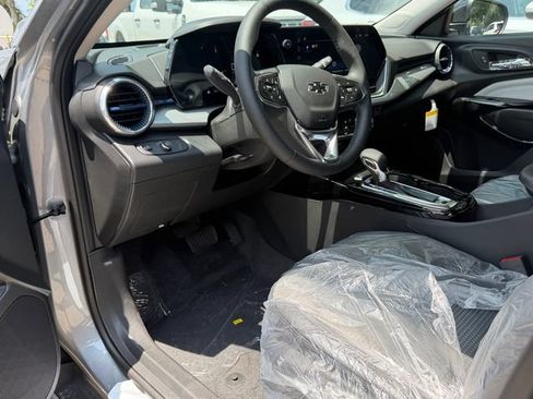 New 2026 Chevrolet Trax LT w/ Driver Confidence Package FWD image 13