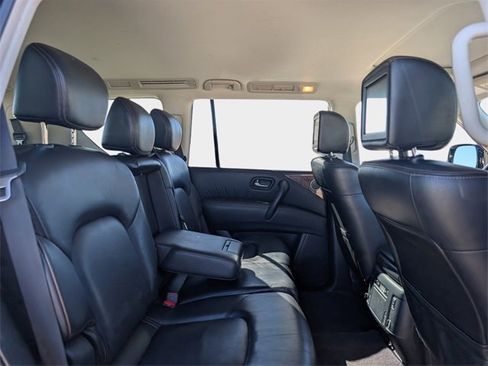 Used 2018 Nissan Armada Platinum image 12