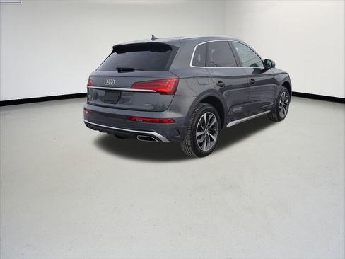 Certified 2023 Audi Q5 2.0T Premium w/ Convenience Package image 5