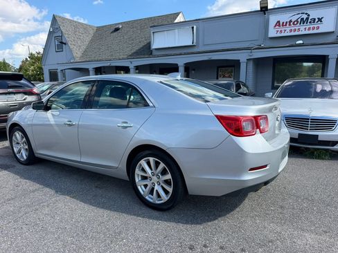 Used 2016 Chevrolet Malibu LTZ FWD image 3