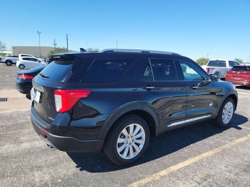 Used 2022 Ford Explorer King Ranch AWD/4WD image 4