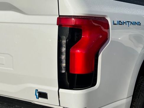 New 2025 Ford F150 Lightning XLT image 5