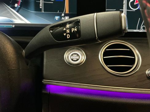 Used 2017 Mercedes-Benz E 43 AMG 4MATIC Sedan image 23