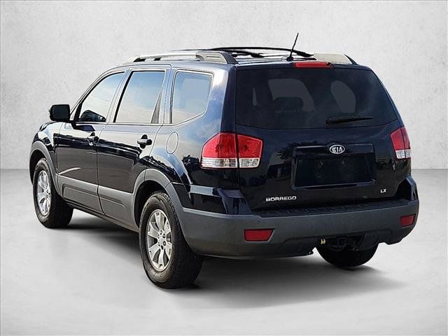 Used 2009 Kia Borrego LX w/ Convenience Pkg RWD image 7