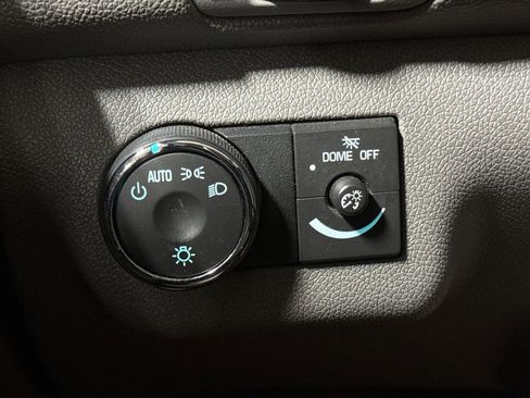 Used 2014 Chevrolet Traverse LS FWD image 18