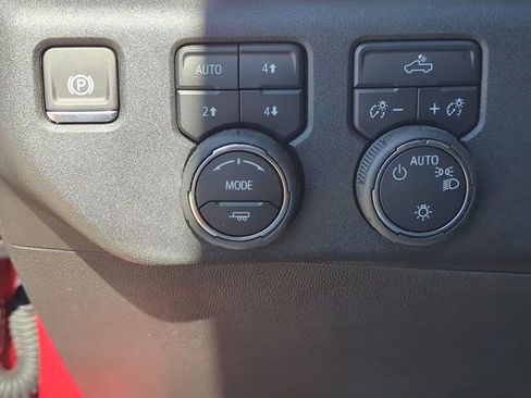 New 2025 Chevrolet Silverado 1500 LT image 26