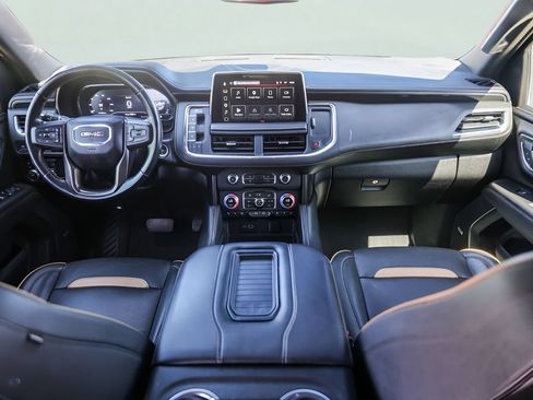 Used 2023 GMC Yukon AT4 AWD/4WD image 30
