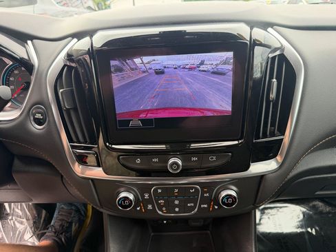 Used 2020 Chevrolet Traverse LT AWD/4WD image 34