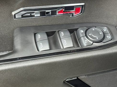 Used 2024 GMC Sierra 1500 AT4 w/ AT4 Premium Package AWD/4WD image 11