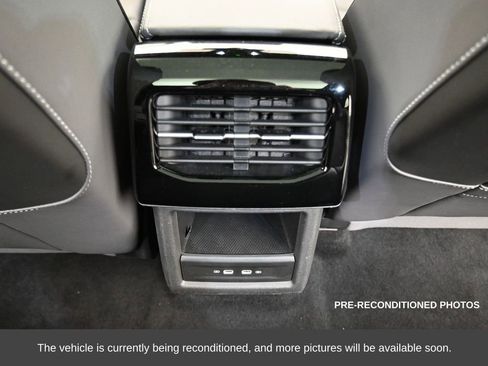 Used 2023 Volkswagen ID.4 Pro S image 33