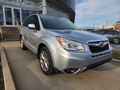 Used 2016 Subaru Forester 2.5i Touring w/ Eyesight & Navigation System image 3
