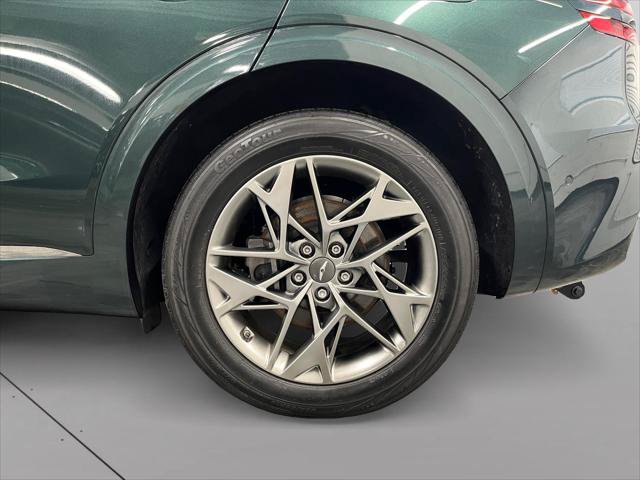 Used 2022 Genesis GV70 2.5T w/ Advanced Package AWD/4WD image 26