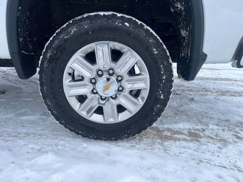 Used 2024 Chevrolet Silverado 2500 High Country w/ Technology Package image 24