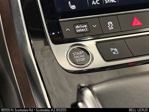 Used 2023 Audi Q8 Premium AWD/4WD image 32
