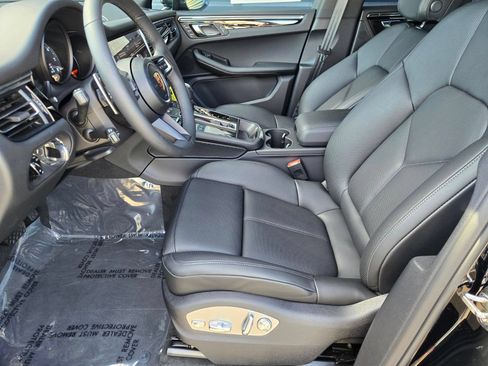 New 2026 Porsche Macan AWD/4WD image 26