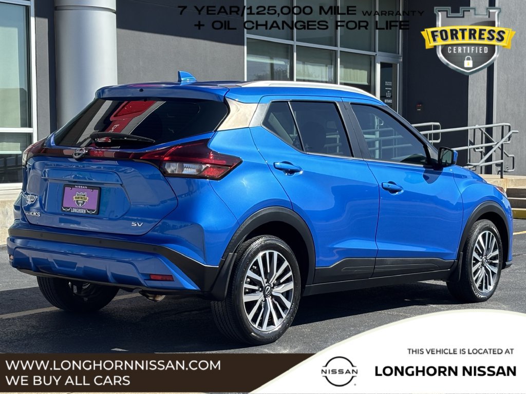 Used 2023 Nissan Kicks SV FWD image 3