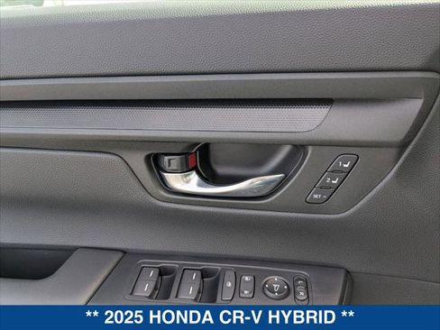 Used 2025 Honda CR-V Sport-L image 11