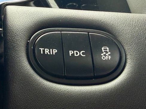 Used 2017 Bentley Continental GT image 40