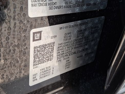 Used 2020 GMC Sierra 1500 Elevation w/ Elevation Value Package image 27