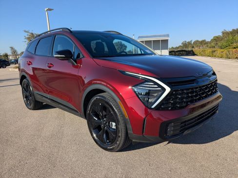Used 2025 Kia Sportage X-Line image 2