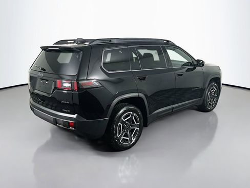 New 2026 Jeep Cherokee Laredo image 7