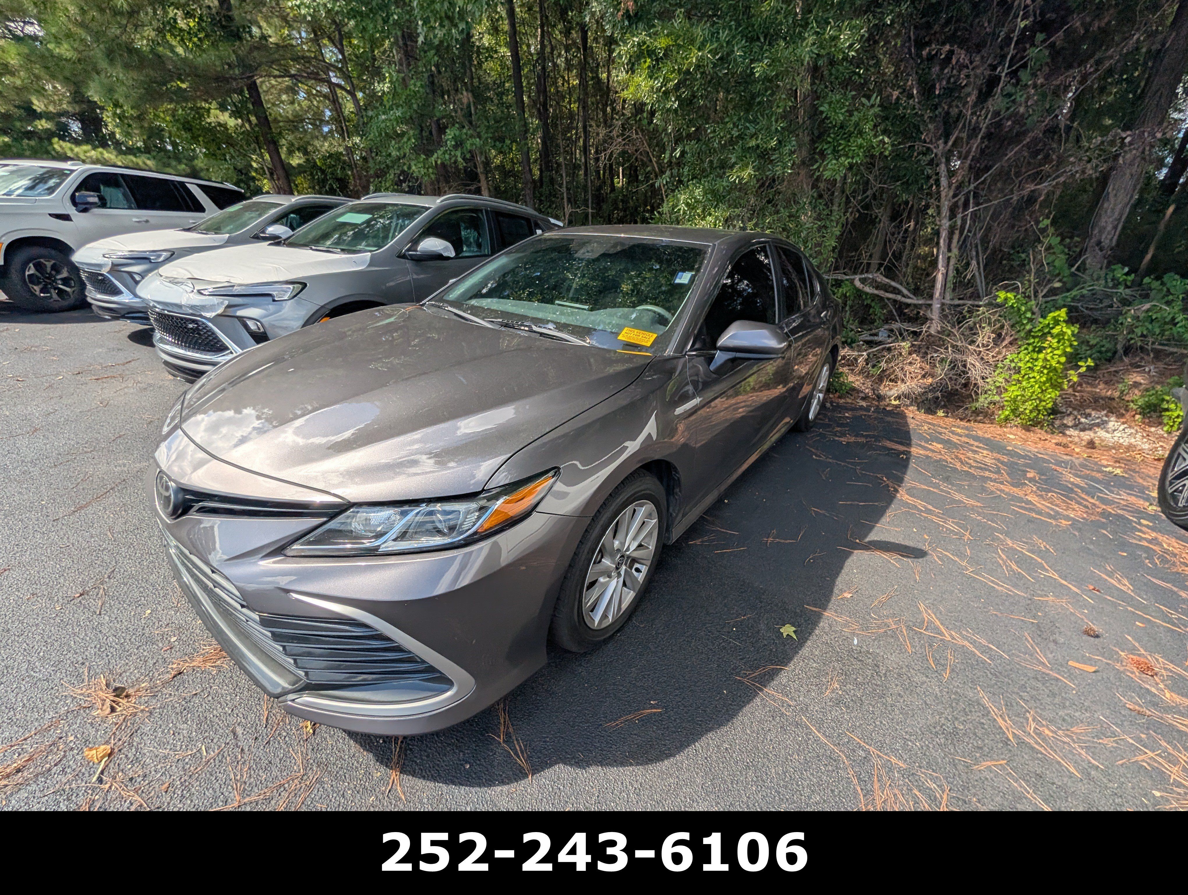 Used 2023 Toyota Camry LE FWD image 7