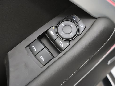 Used 2022 Chevrolet Camaro SS image 34