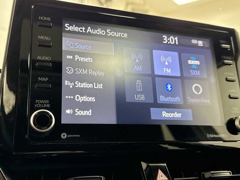 Certified 2022 Toyota Corolla Cross LE image 18