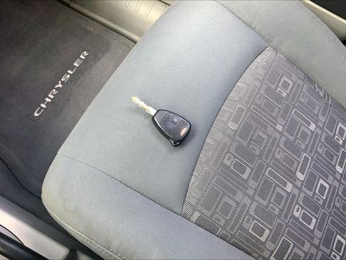 Used 2007 Chrysler PT Cruiser Touring FWD image 14