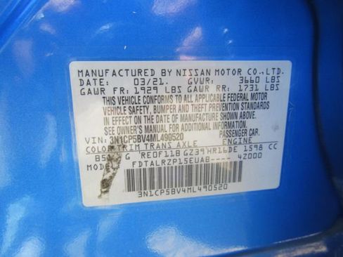 Used 2021 Nissan Kicks S image 44