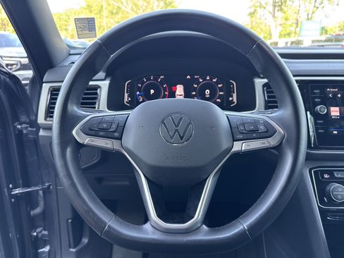Used 2020 Volkswagen Atlas Cross Sport SEL AWD/4WD image 25