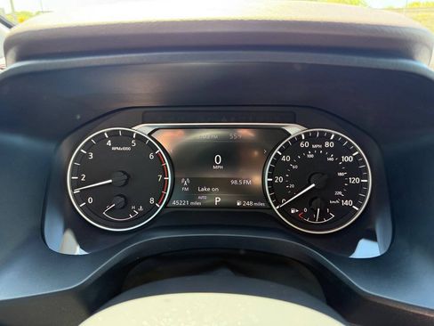 Used 2021 Nissan Rogue S AWD/4WD image 16