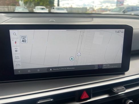 Certified 2025 Kia Sorento S w/ Panoramic Sunroof Package image 55