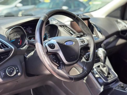 Used 2013 Ford Escape Titanium FWD image 13