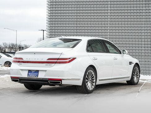 Used 2020 Genesis G90 3.3T Premium image 4