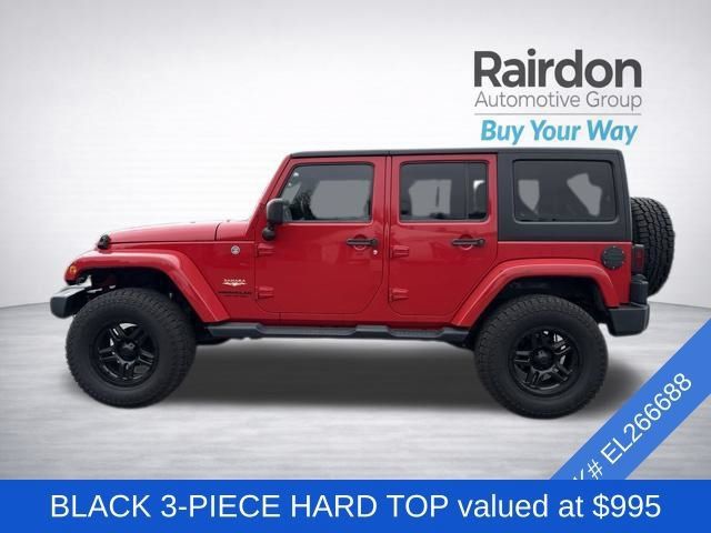 Used 2014 Jeep Wrangler Unlimited Sahara w/ Connectivity Group AWD/4WD image 4