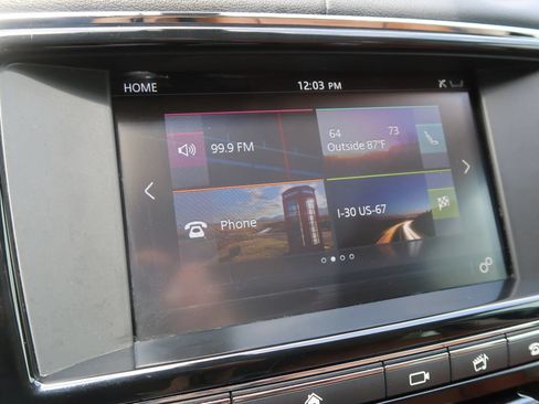 Used 2016 Jaguar XJ R-Sport RWD image 33