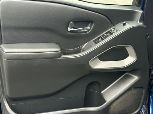 Certified 2023 Nissan Frontier SV image 23